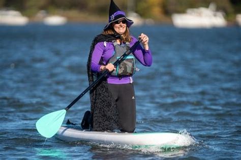Discover the Beauty and Adventure of Witch Paddleboarding on the Willamette River